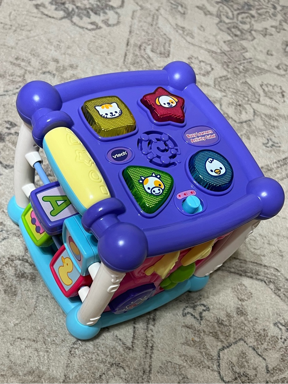 VTech Busy Learners Activity Cube, Purple